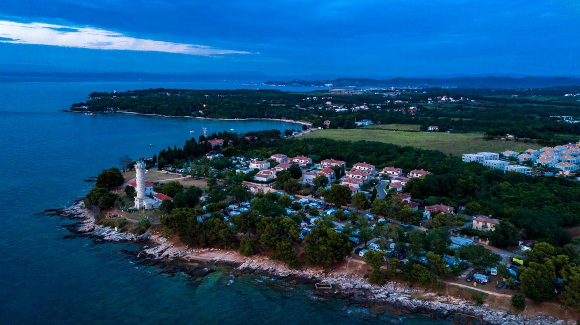 Baden Resort Basanija, Umag-With Sea View, Parking And 300M From The Beach Екстериор снимка