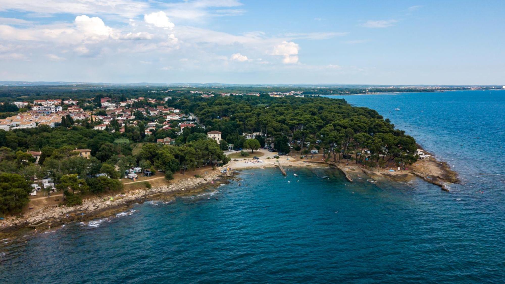 Baden Resort Basanija, Umag-With Sea View, Parking And 300M From The Beach Екстериор снимка